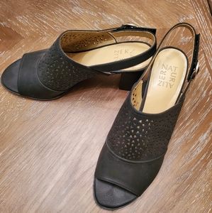 Naturalizers Sling Back Sandals High Heels - Size